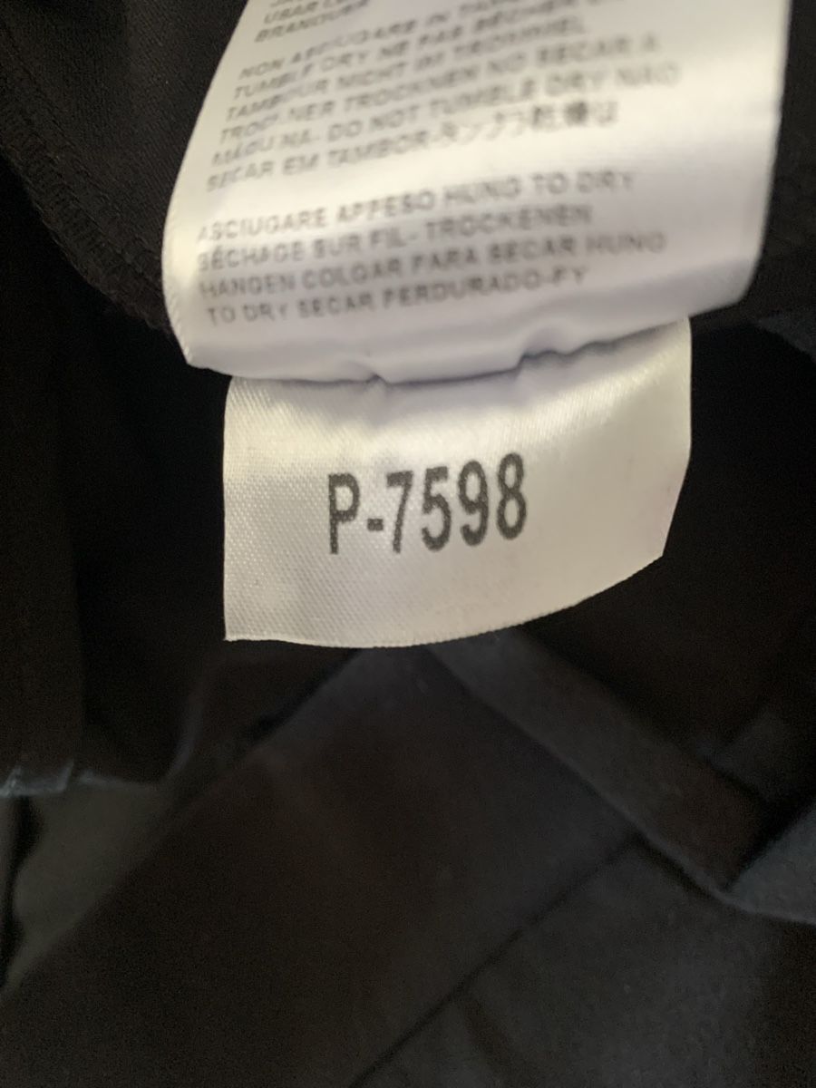 Prada Completi & Tailleur: Prada Damen Anzug – Usato da Bergdietikon venduto da zor_856j 9