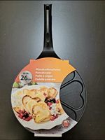 Poêle à crêpes forme coeur, neuve,  26cm