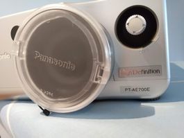 Panasonic Projektor PT-AE700E