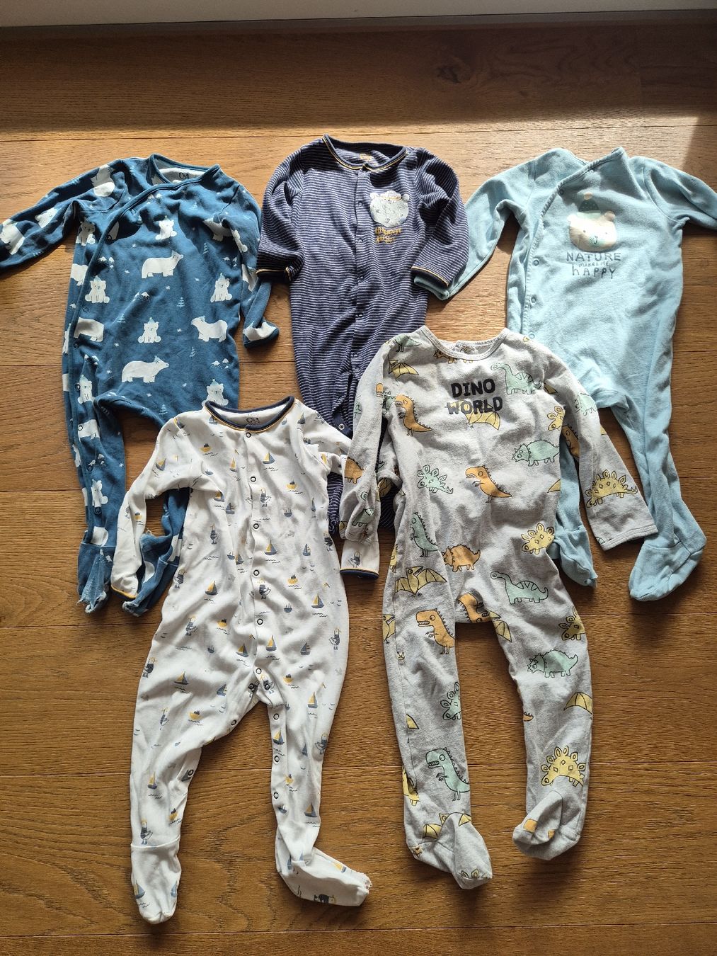 Lots de vêtements: Pyjama Set – D'occasion à Kollbrunn par guernsey11