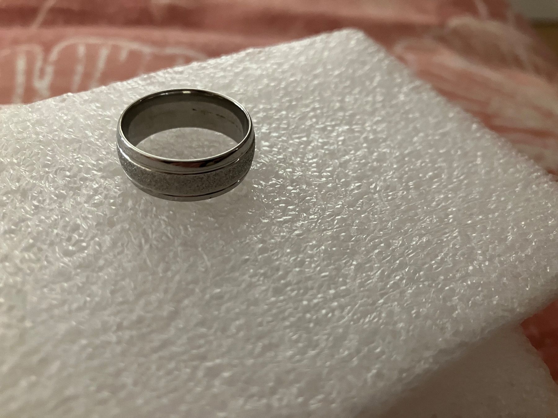 Bagues: Eleganter Modeschmuck Edelstahl Ring 201, mit Mittelmuster – Neuf (Voir description) à Affoltern am Albis par Dlotti 3