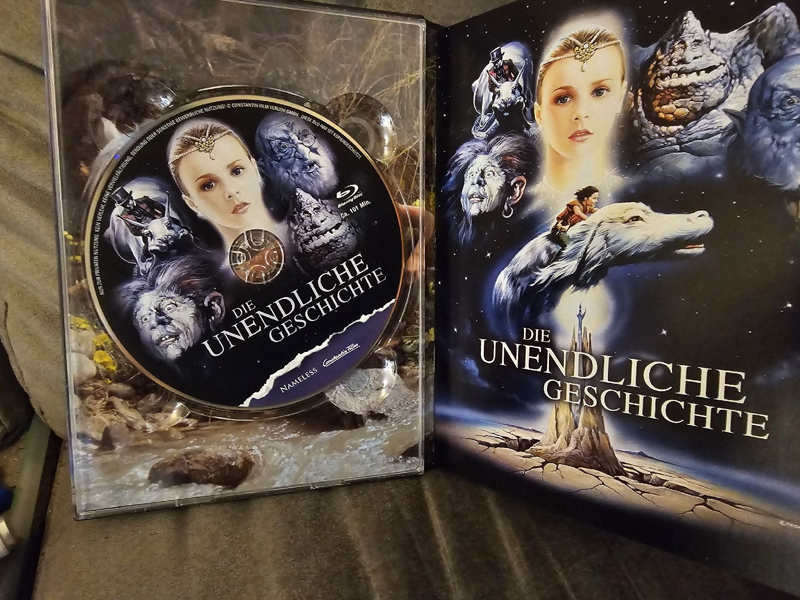 Tutti i DVDs: Die Unendliche Geschichte - Blu-ray Mediabook – Nuovo (secondo la descrizione) da Bülach venduto da pascalgino 2