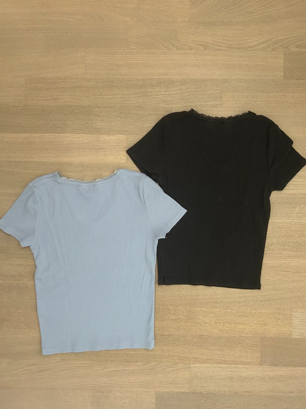 H&M Camicette, T-shirt & Top: 2 T-Shirts Mädchen Grösse 158/164 – Usato da Bülach venduto da onkyo 1