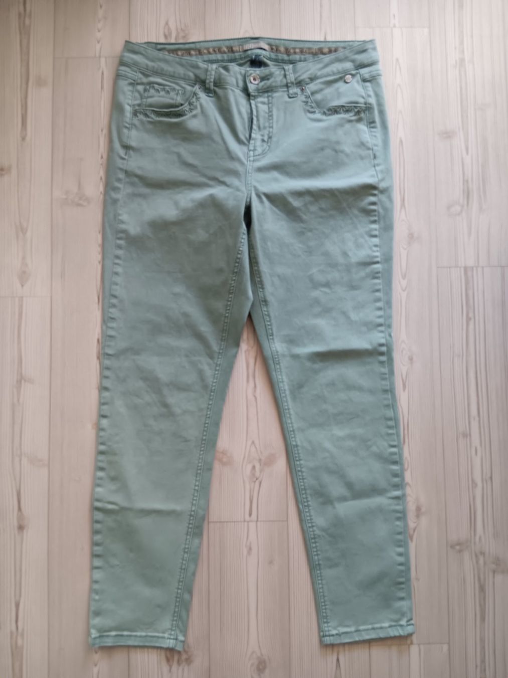 Nile Jeans: NILE Jeans taille / Grosse L – Usato da Cossonay-ville venduto da Super-Price-Quality