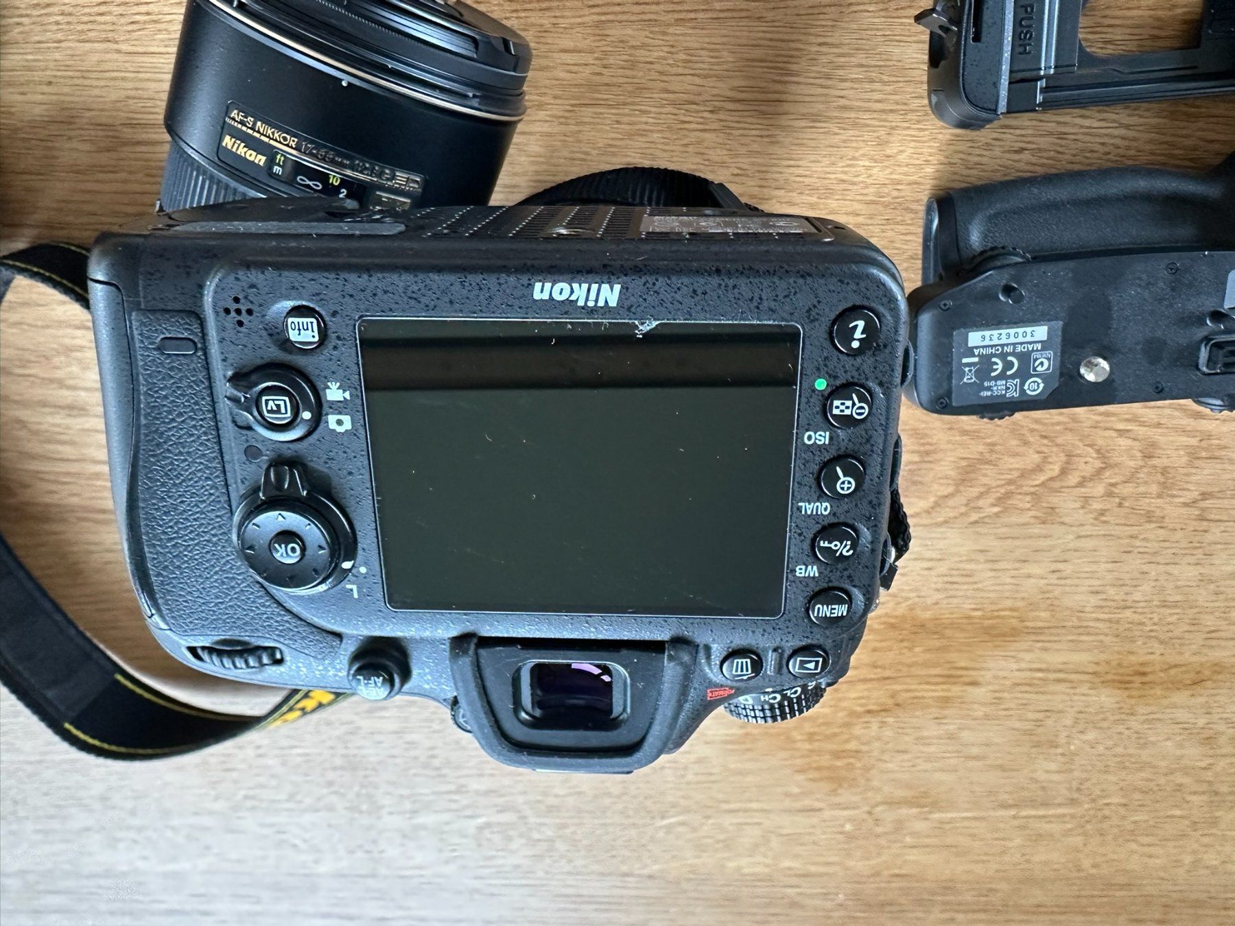 Nikon Kamera: Nikon D7100 mit diversem Zubehör – Gebraucht aus Fruthwilen von FrankThe 2
