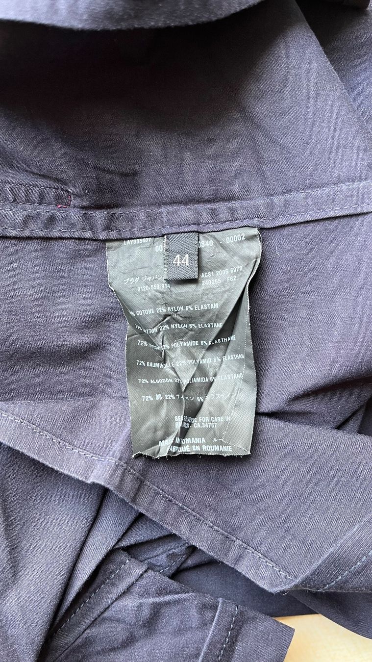 Prada Camicette: PRADA Damenbluse kurzarm dunkelblau – Usato da Küsnacht ZH venduto da Floor1an 4