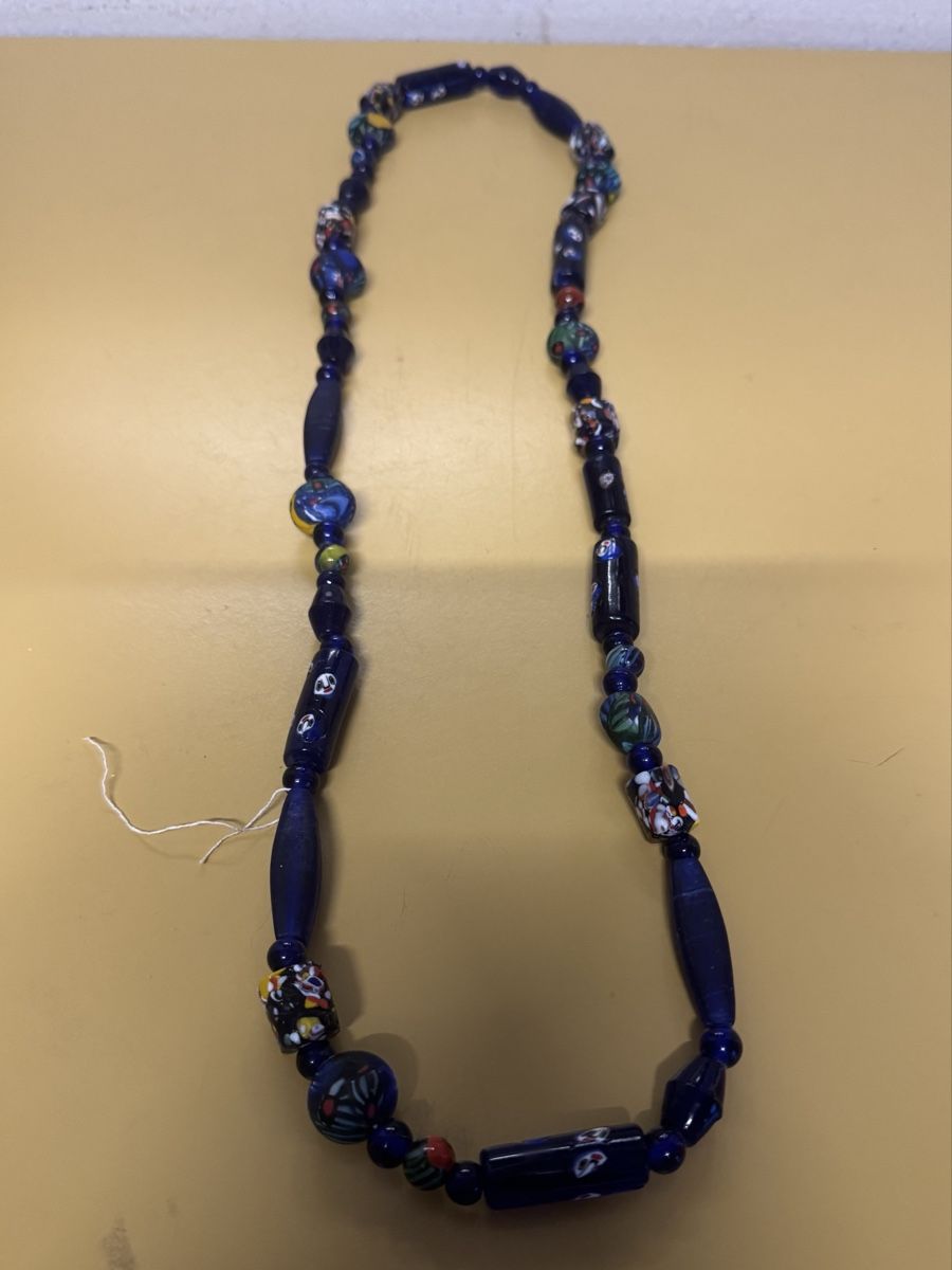 Catenine: Kette mit blauen Glas  – Usato da Schlieren venduto da Freundlich02