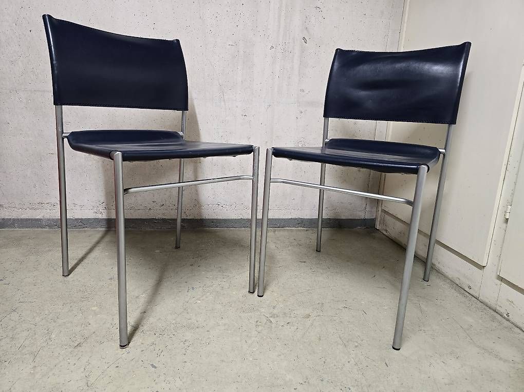 Stühle: 2 Esszimmerstühle Leder dunkelblau - Collection Hutter – Gebraucht aus Zollikon von ropmd 1