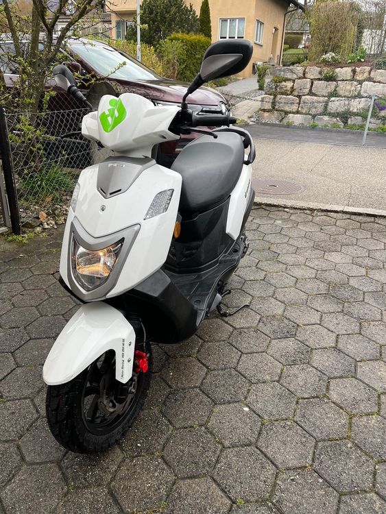 A T U Roller 50ccm