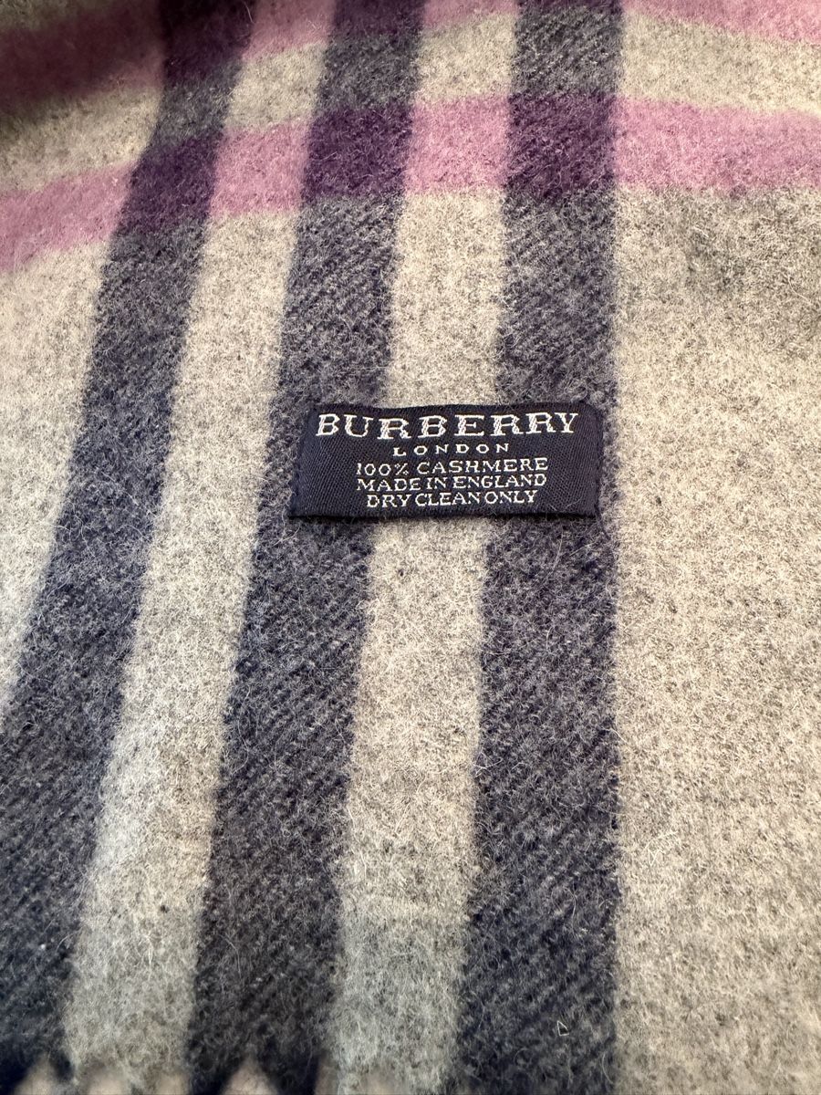 Burberry Foulard & Sciarpe: Burberry Schal cashmere – Usato da Luzern venduto da LillyOfTheValley