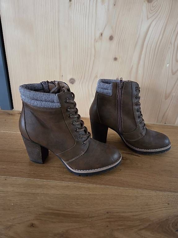 Damenschuhe: Schöner Schuh in Gr. 41 – Gebraucht aus Igis von dani.93 1