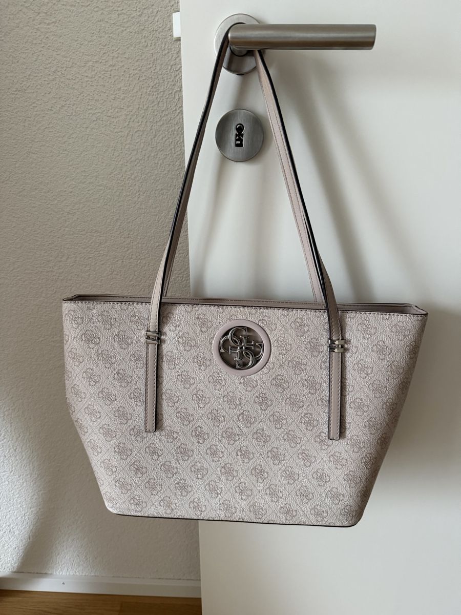 Guess Borse da donna: Guess Tote Bag – Usato da Bern venduto da RussianDoll