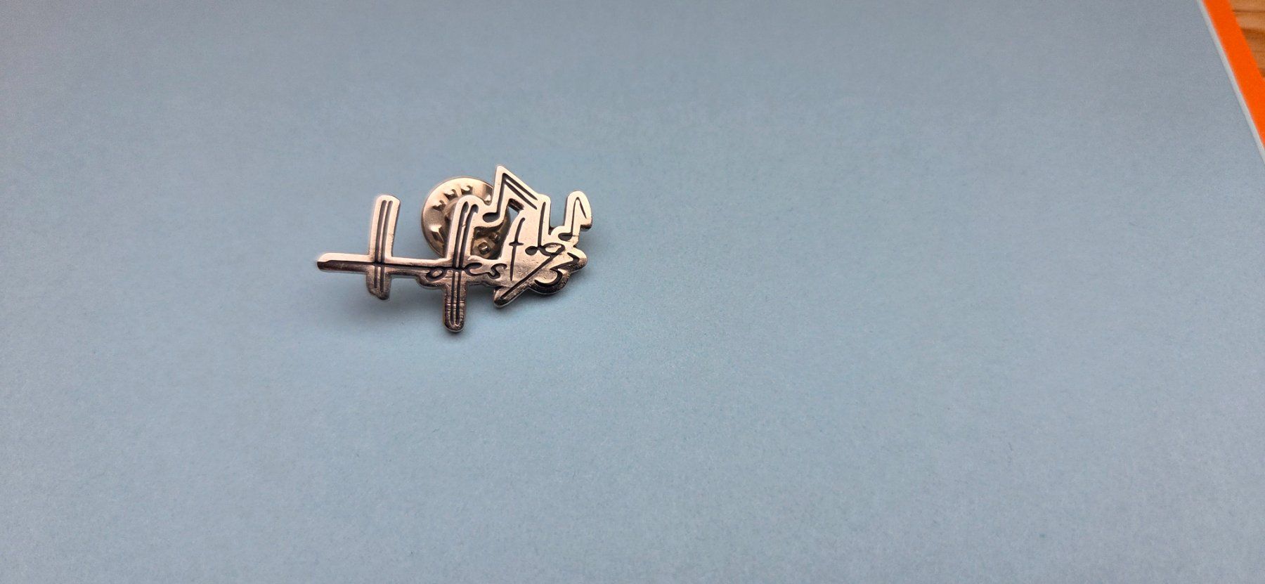 Placchette & Badge: 1 Hoffest Pin 1993 Langenthal – Usato da Rütschelen venduto da Urmel16