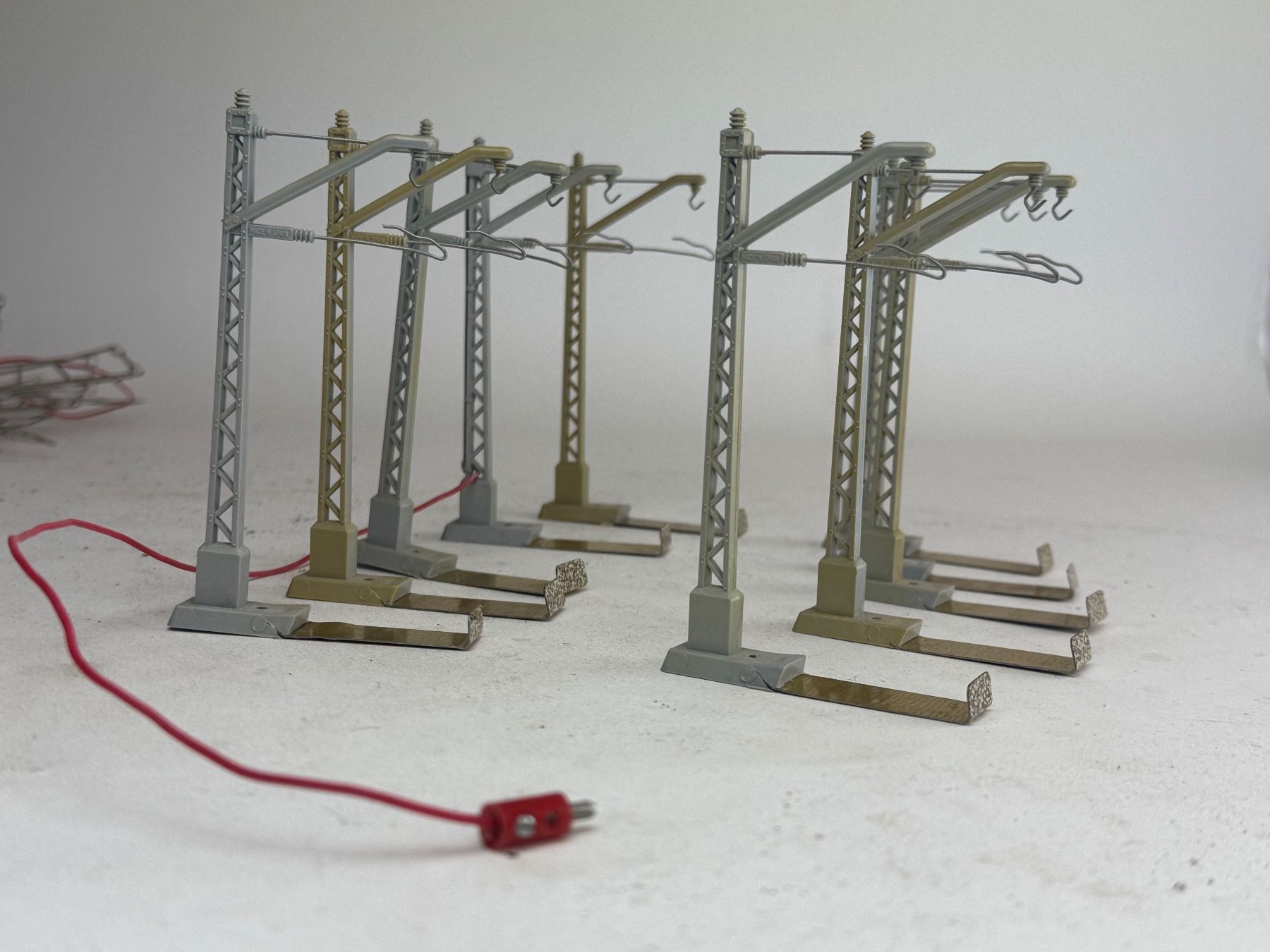 Märklin Modellini di ferrovie: VE1- Märklin 10 Oberleitungsmasten – Usato da Elm venduto da Wikmtz 1