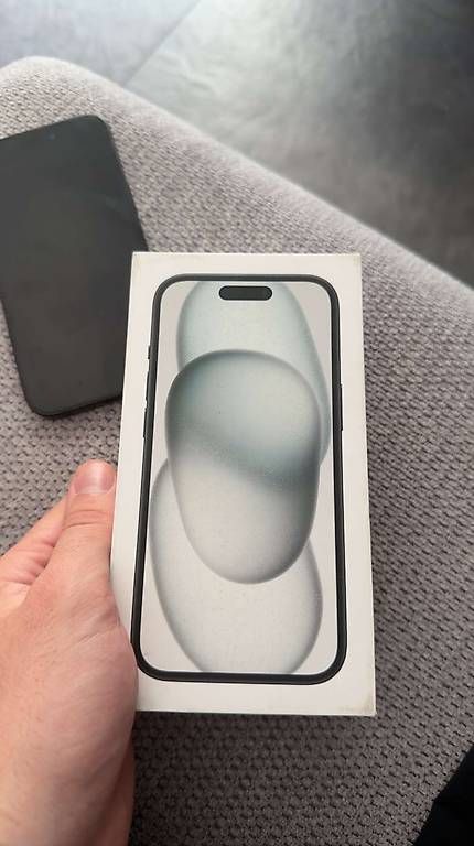 Apple Handys / Smartphones: iPhone 15 comme neuf – Gebraucht aus Sion von ljm_lr62 1