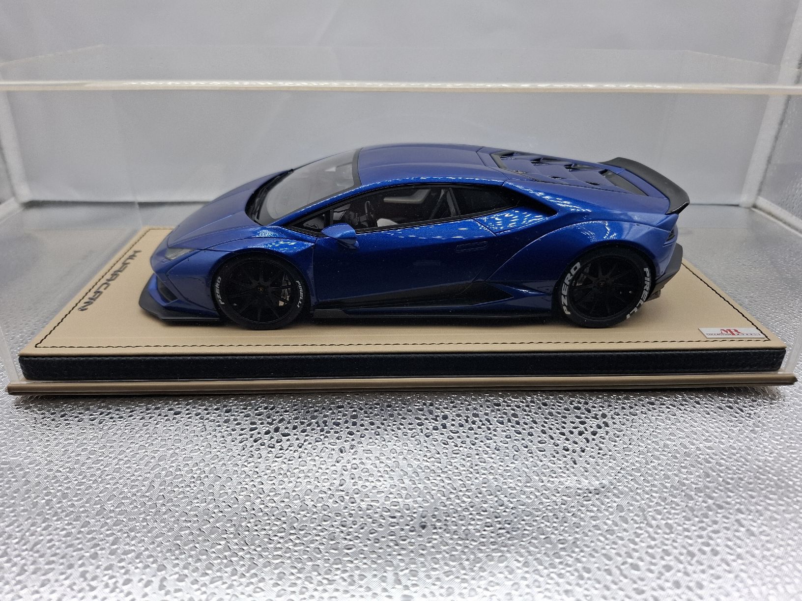 Lamborghini Modellini d'auto: MR Huracan LB Works 1:18 – Nuovo e nell'imballaggio originale da Gipf-Oberfrick venduto da Edii45