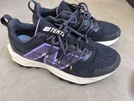 New Balance Tekela Trail Running Shoes Sneakers, 40.5