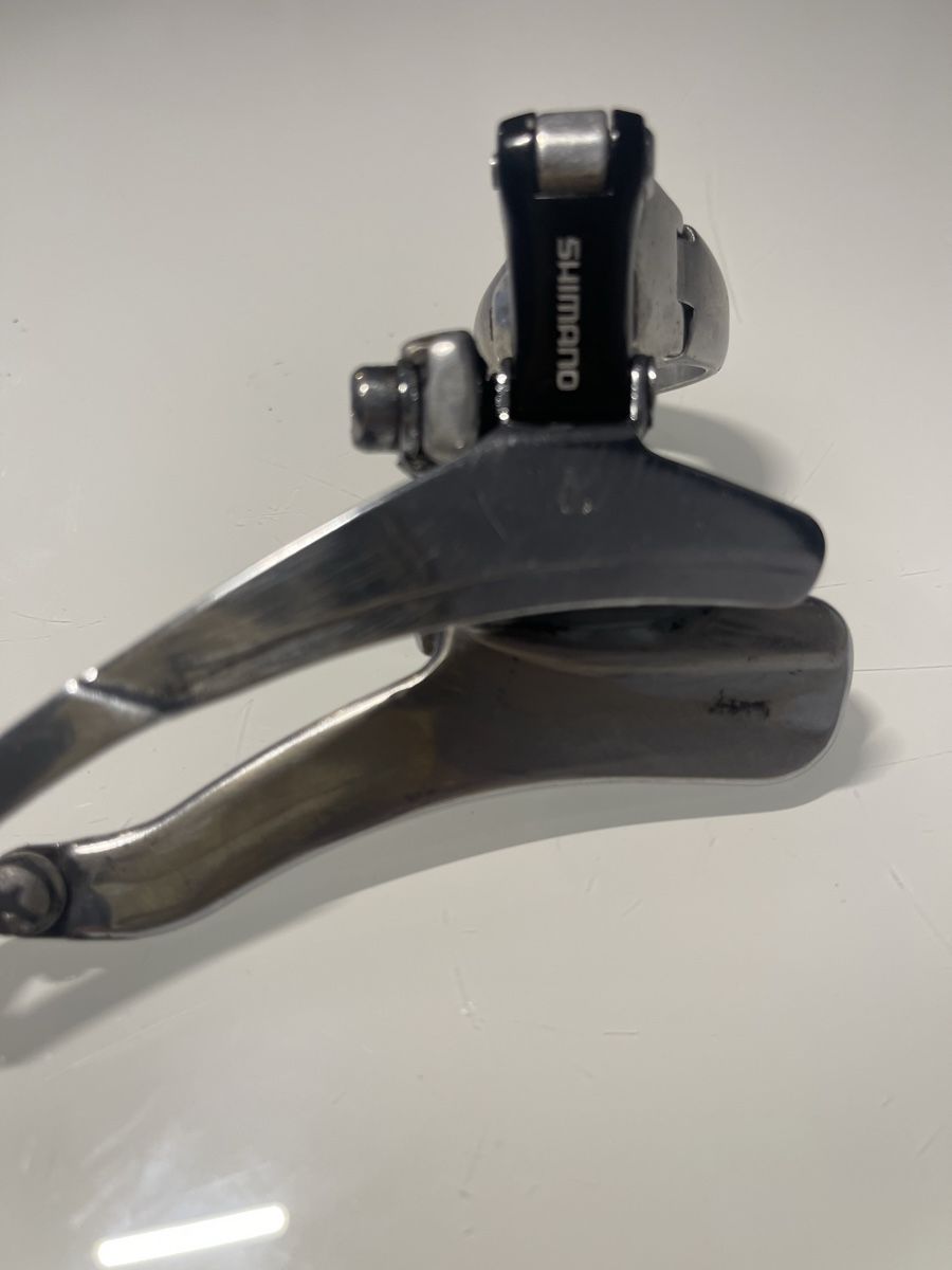 Shimano Pezzi di ricambio: Schimano FD-M651 /31,8 Umwerfer – Usato da Giubiasco venduto da bulag 7