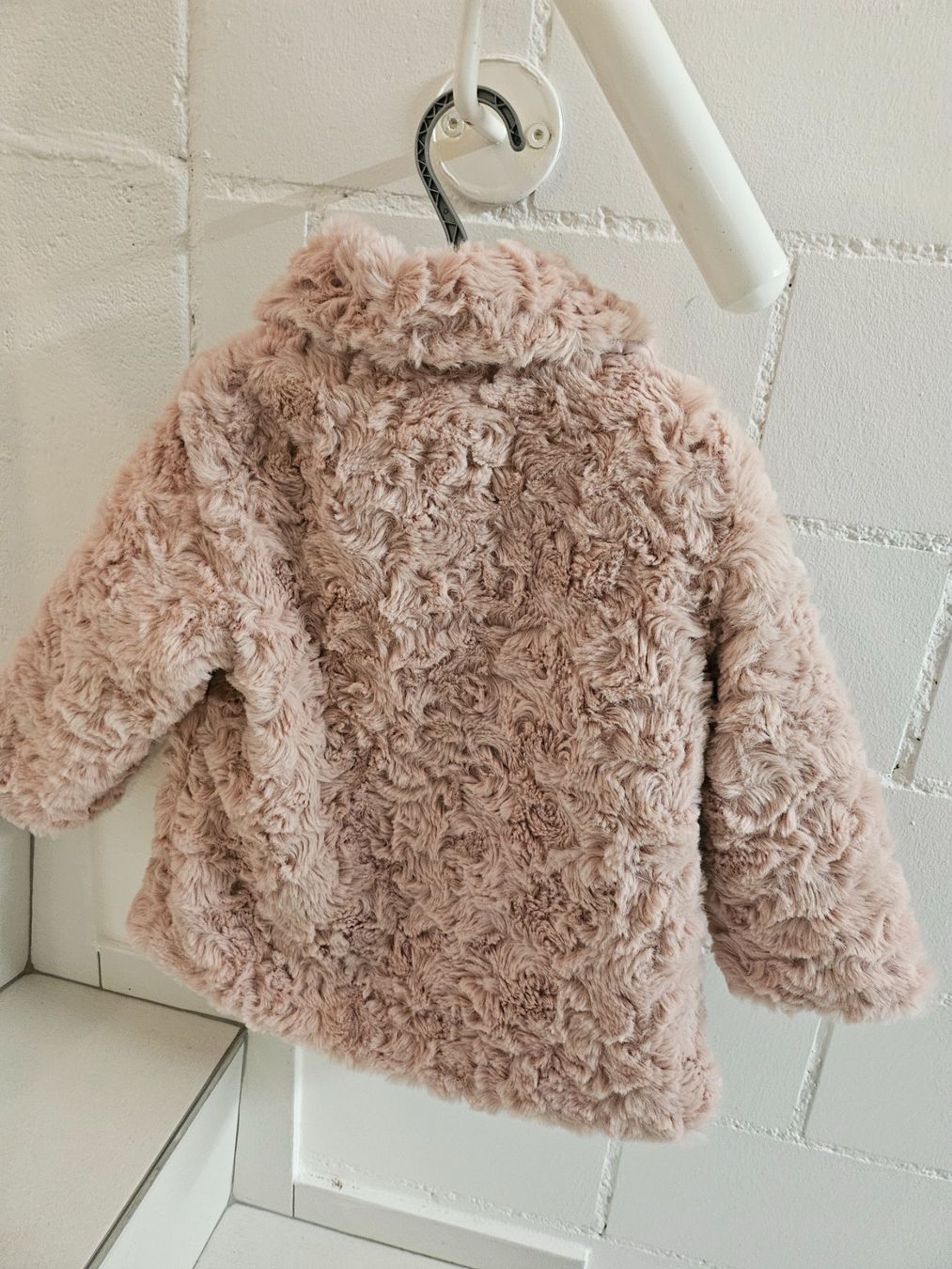 C&A Giacche & Cappotti: Mädchenjacke 92 – Usato da Kefikon TG venduto da Livline 2