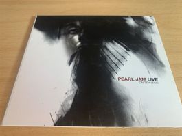 Pearl Jam – Live On Ten Legs