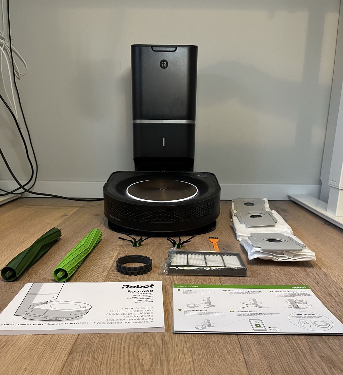 Irobot Staubsauger & Zubehör: iRobot Roomba s9+ and Base Station – Gebraucht aus Schwarzenberg LU von sunroseli 5