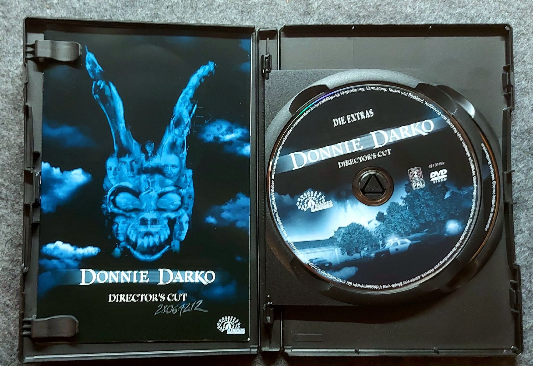 Donnie Darko - Director's Cut - DVD - Cult Film ( Deutsch)💥 (Gebraucht ...