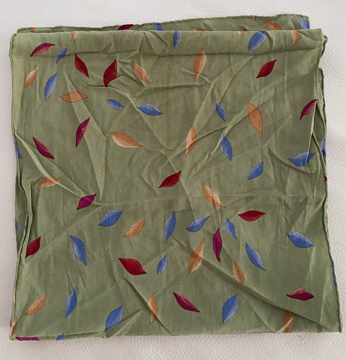 Foulard & Sciarpe: Seiden Schal 🌸 – Usato da Opfikon venduto da Luis144 2