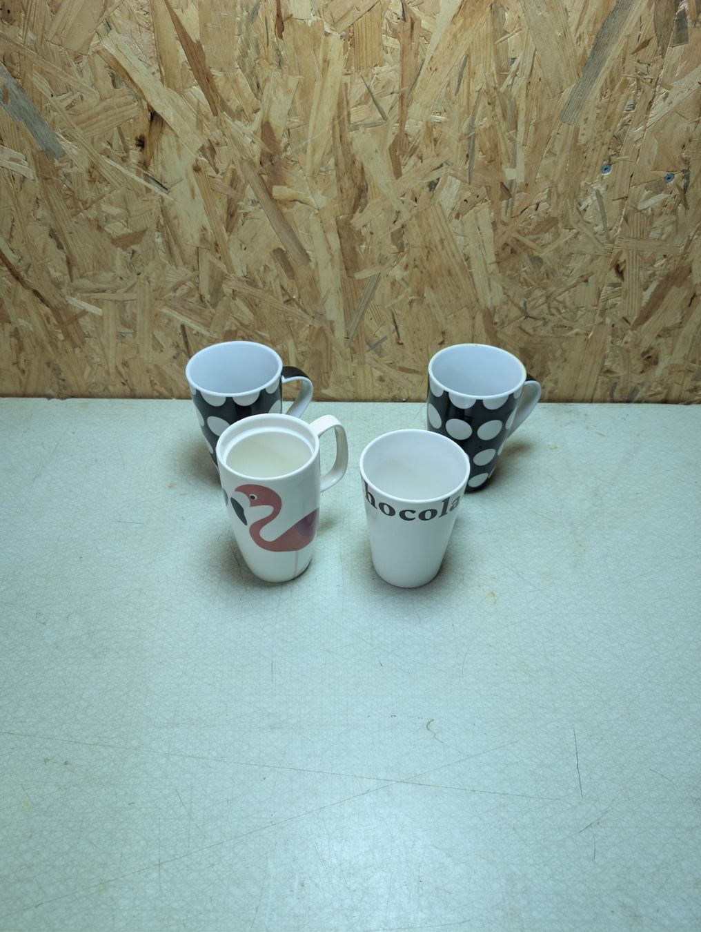 Tazze: Lots de tasses – Usato da Portalban venduto da Deuxieme-vie 1