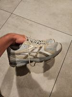 ASICS Sneaker / Laufschuhe Gr. 43,5 - Weiß/Grau