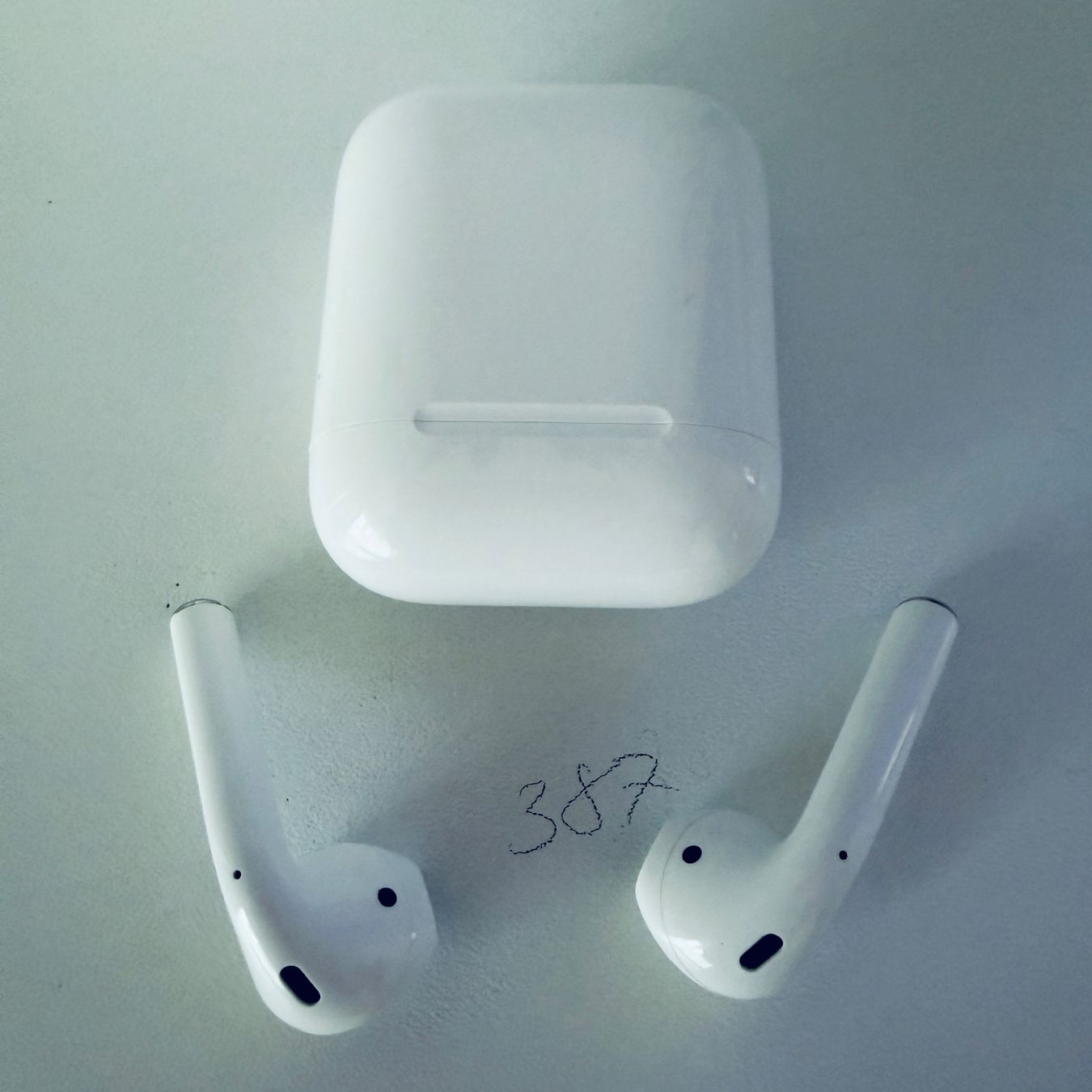 Apple Cuffie: Original Apple AirPods 2 Gen. Wireless Kopfhörer & Case – Usato da Basel venduto da MY.AIRPODS.SHOP 7