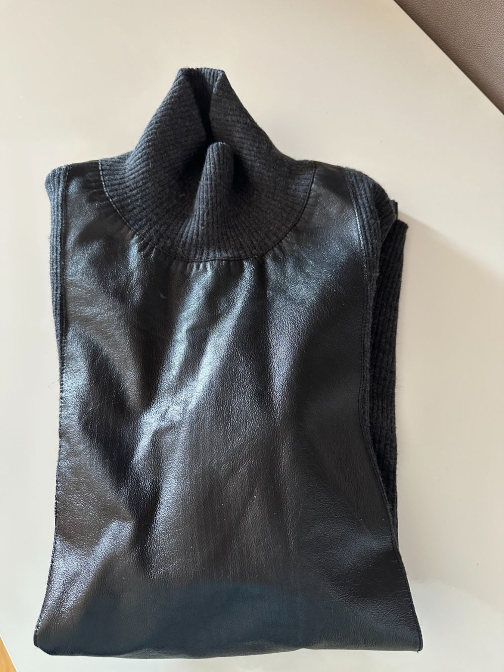 Stefanel Maglioni & Felpe: Pull laine et cuir – Usato da Brent venduto da cat_86jf
