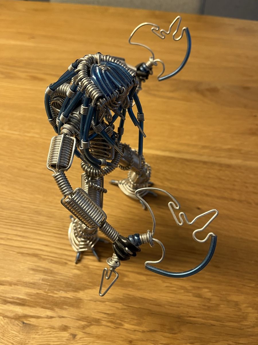 Statuette: Handgemachte Draht-Skulptur - Alien Predator Figur! – Nuovo (secondo la descrizione) da Grenchen venduto da ChriguX66 3
