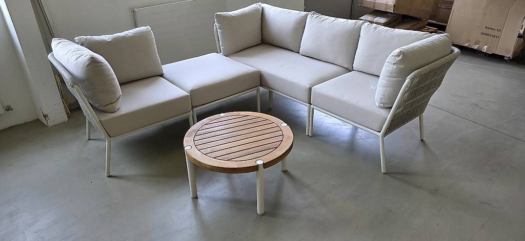 Sofas: Gartenlounge neu – Neuf avec emballage d'origine à Lützelflüh-Goldb par Rampenverkauf_72_