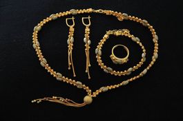 Schmuck Set (Kette/Anhänger, Ring, Armband, Ohrringe)