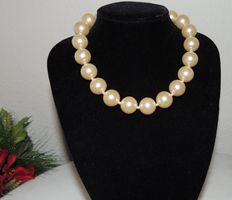 SCHÖNES COLLIER «PERLEN» 45 CM UM 1980 NEU