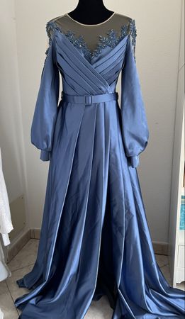 Robe bleue très élégante - neuve jamais portée