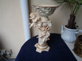 Alter, grosser Tafelaufsatz im Jugendsti