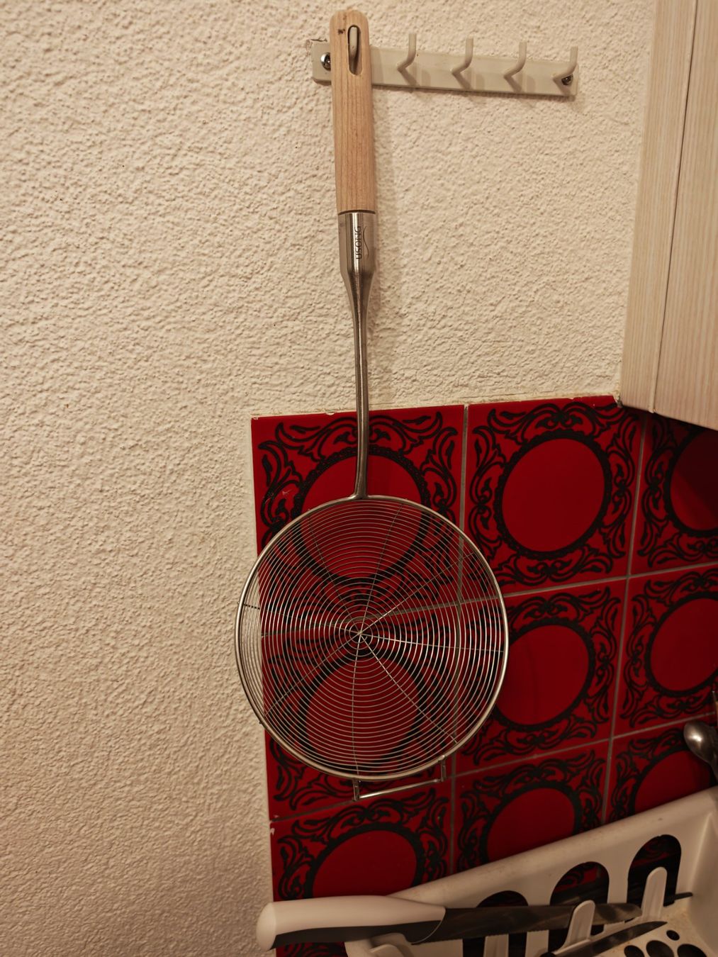 Elettrodomestici da cucina: Schaumkelle / Siebkelle mit Holzgriff – Usato da Dübendorf venduto da han_n5ph