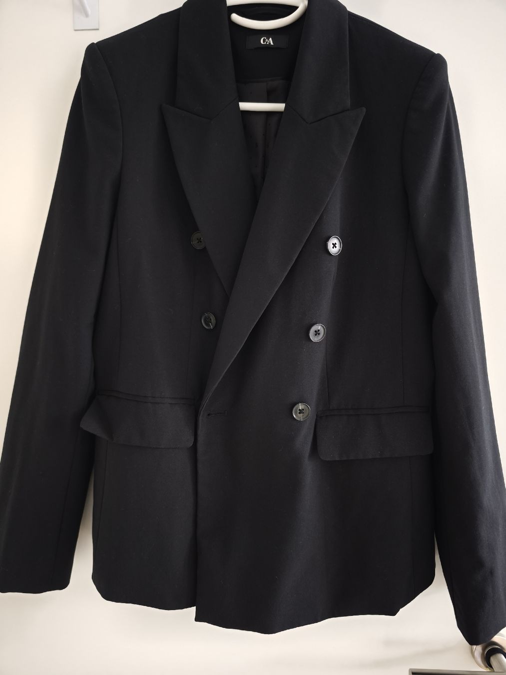 C&A Completi: Black Blazer, C&A, size 36/38, like new – Usato da Sursee venduto da Re.joy