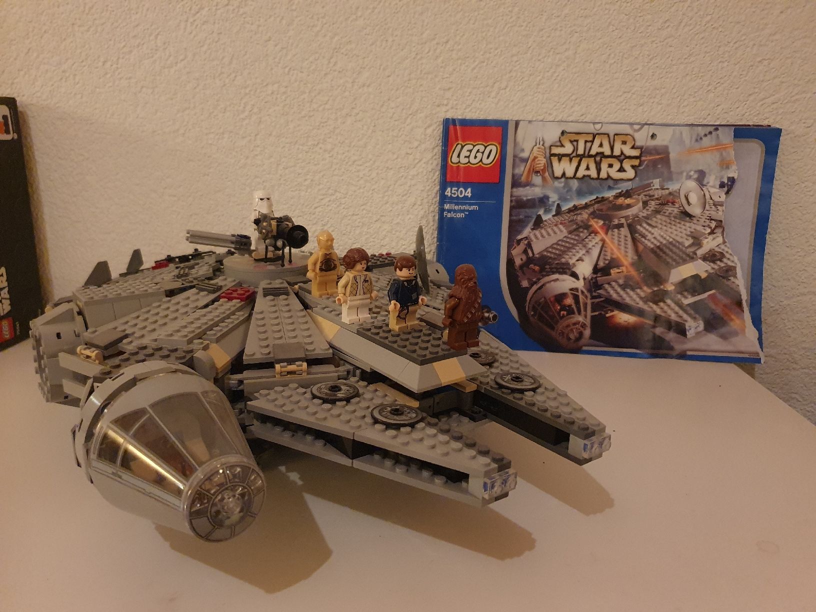 Lego Kit di costruzioni: Lego Star Wars Millennium Falcon 4504 – Usato da Sumiswald venduto da fae_krq8