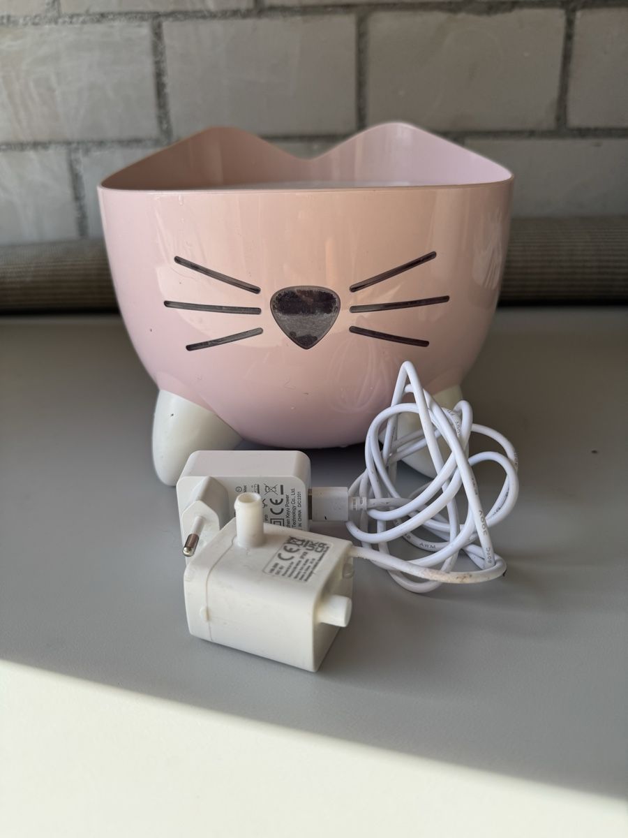 Stagni & Fontane ornamentali: Catit Pixi Trinkbrunnen – Usato da Schänis venduto da jovi09