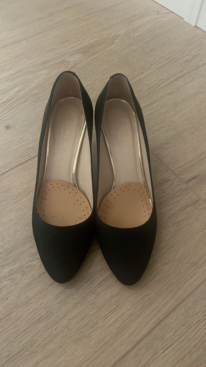 André Scarpe da donna: Schwarze Pumps Grösse 40 – Nuovo (secondo la descrizione) da Bachenbülach venduto da sam_x8rt