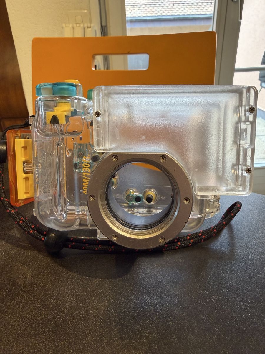 Canon Lampade & Macchine fotografiche: CANON  WP-DC900  WATERPROOF  CASE – Usato da Apples venduto da Gasscret 6