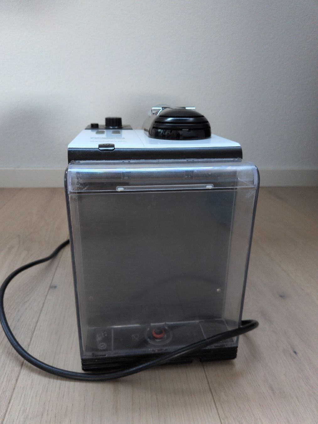 De'Longhi Macchine per caffè & Macchine per espresso: Nespresso Delonghi Coffee Machine – Usato da Basel venduto da ric_h97p 3