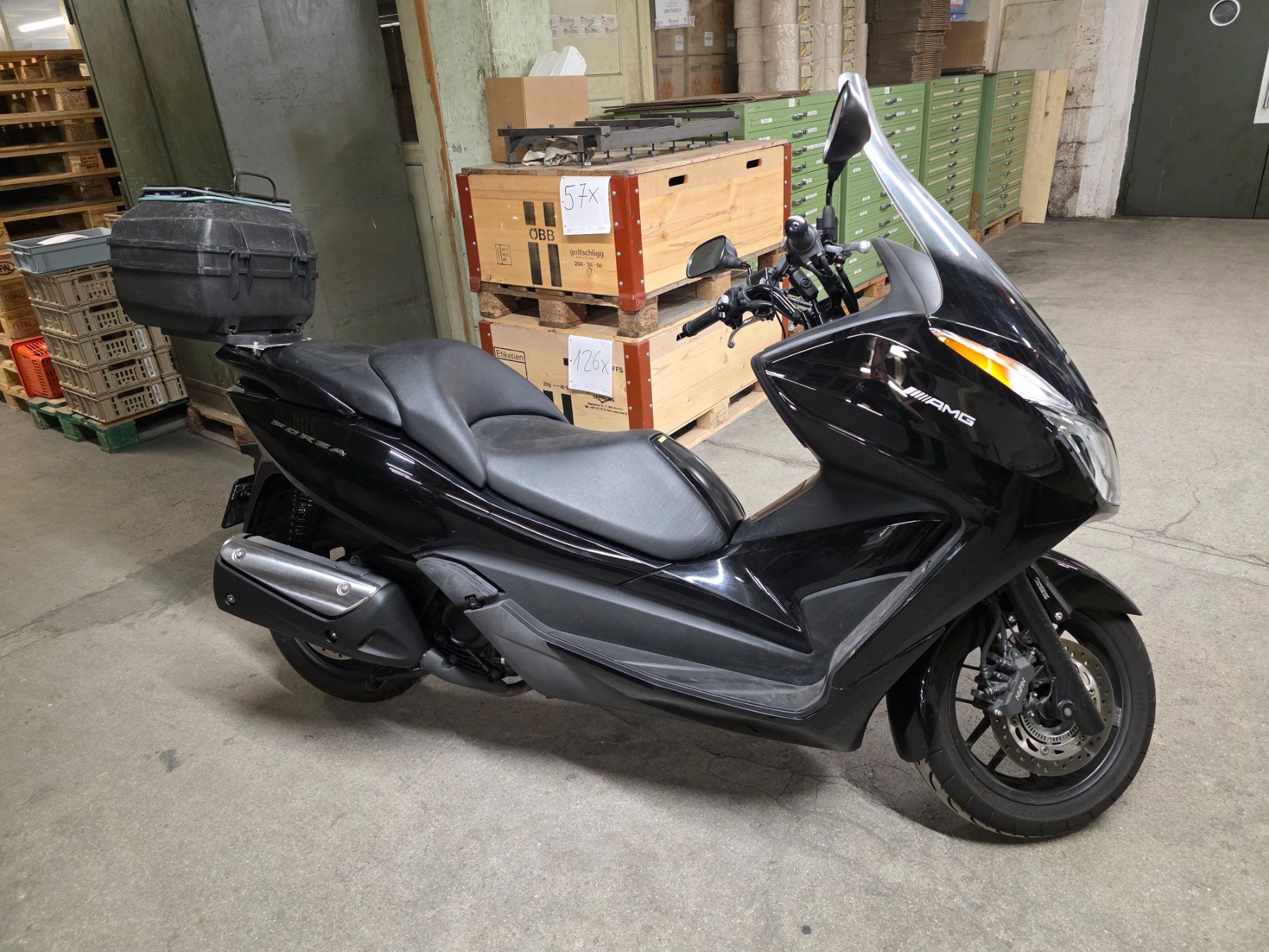 Honda Scooter: Honda NSS 300 Forza – Usato da Salvenach venduto da Hayadriver