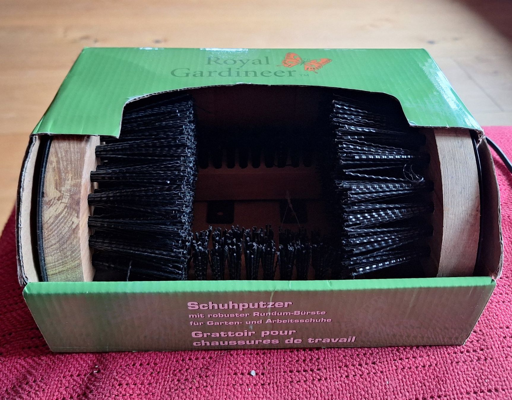 Autres vêtements & accessoires: Schuhputzer – Neuf (Voir description) à Jenaz par betthy24 2