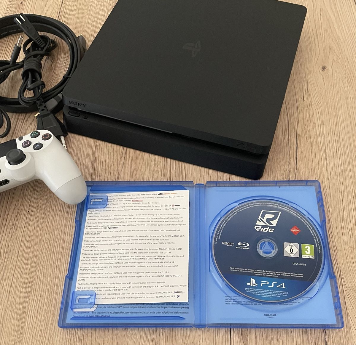 Sony Console: SONY PLAYSTATION 4 SLIM – Usato da Plons venduto da wartauchris 2