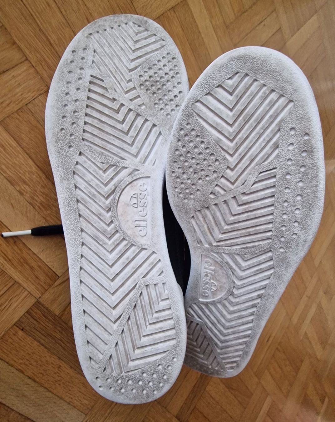 Ellesse Scarpe da uomo: ELLESSE | Herrenschuhe Gr.43 – Usato da Basel venduto da Lemonn 3