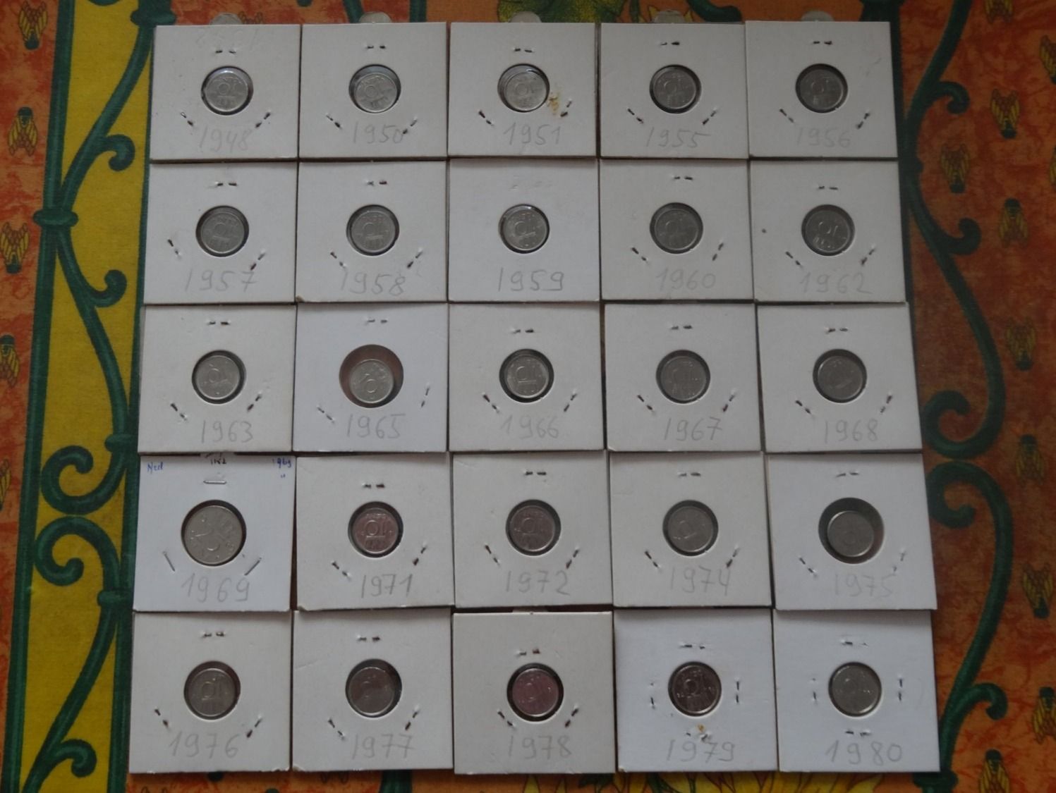 Tutti le monete: PAYS-BAS  Lot  25x     10  Cent  1948 à 1980 – Usato da Romanel-sur-Lausanne venduto da Swift13