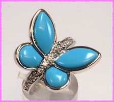 Beeindruckender Schmetterling  Ring  18K weiss Vergoldet
